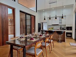 Red Cheek Mountain Villa