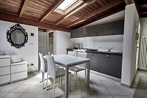 Rouge Maison