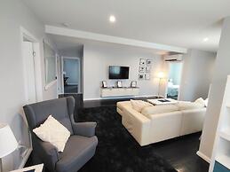 Carefree Comfort Home