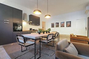 Brera Apartments in Duomo