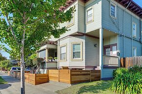 Pet-friendly Condo < 2 Mi to Alameda Beach!