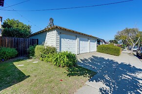 Pet-friendly Condo < 2 Mi to Alameda Beach!