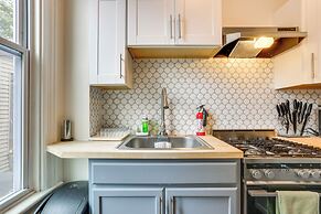 Explore & Work! Stylish Washington Heights Duplex