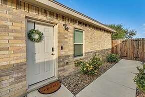 2 Mi to DHR Health: Commuter-friendly Pharr Apt