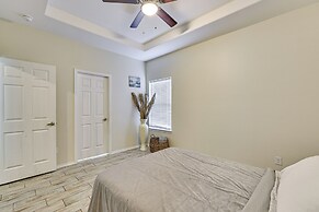 2 Mi to DHR Health: Commuter-friendly Pharr Apt