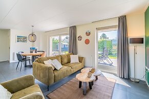 Tastefully Furnished Detached Bungalow