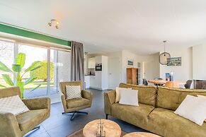 Tastefully Furnished Detached Bungalow