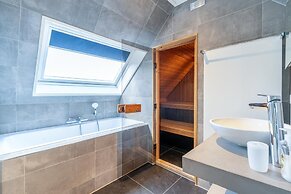 Charming Villa Near the sea and Forest