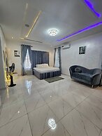 Luxury 5 Bedrooms Duplex With Swimming Pool