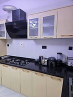 Luxury 5 Bedrooms Duplex With Swimming Pool