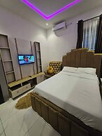 Luxury 5 Bedrooms Duplex With Swimming Pool