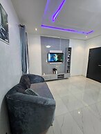 Luxury 5 Bedrooms Duplex With Swimming Pool