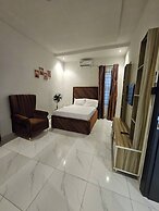 Luxury 5 Bedrooms Duplex With Swimming Pool