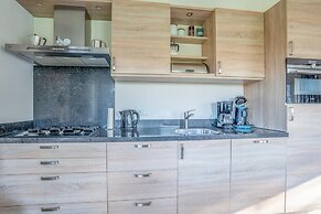 Charming 5-person Holiday Home With Panoramic Views