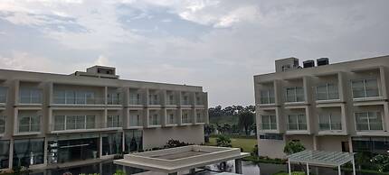 Golden Sands - By The Bay Resorts