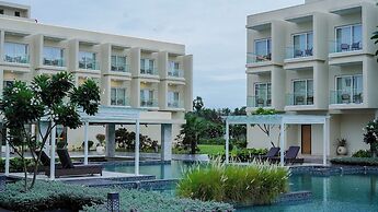 Golden Sands - By The Bay Resorts