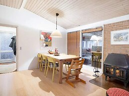 5 Star Holiday Home in Dronningmolle