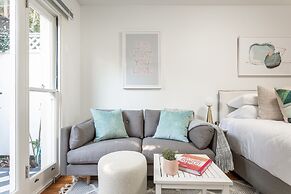 Lovely Studio With Patio