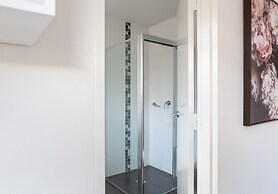Bright Studio Steps From Westmead Hospital