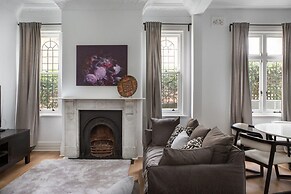 Elegant 3-bed Heritage House With Swimming Pool