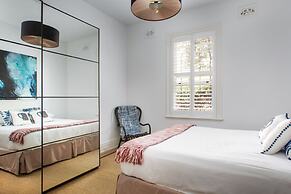 Elegant 3-bed Heritage House With Swimming Pool