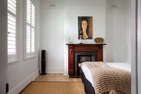 Elegant 3-bed Heritage House With Swimming Pool