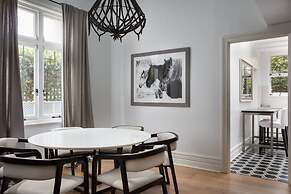 Elegant 3-bed Heritage House With Swimming Pool