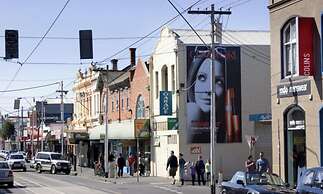 2 bed Apartment in Trendy Collingwood