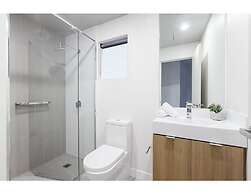 2 bed Apartment in Trendy Collingwood
