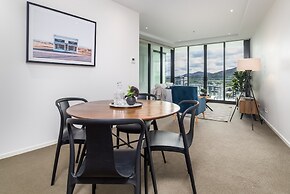Executive Balcony Apartment in Central Canberra