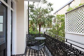 Intimate Studio Apartment With Balcony in Glebe