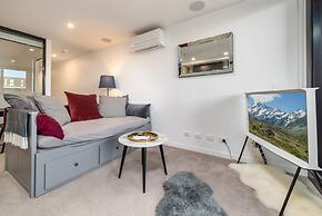 Modern 1-bed Apartment With Pool And Sauna