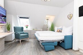 Gemuetliche Ferienwohnung Obergeschoss, Bensersiel