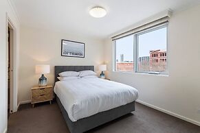 Gorgeous 3-bed Apartment Near Flagstaff Gardens