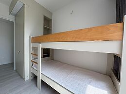 Stylish 3-bedroom Apartment With sea View