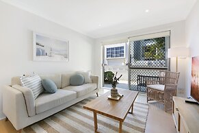 Ground Floor 2-bed Mermaid Beach Pad With Parking