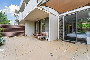 Tranquil 1-bed Apartment With Courtyard, Pool, BBQ