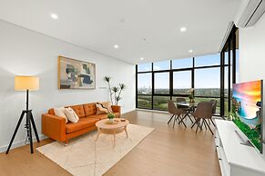 Chic 1-bed With Pool by River, Ferry & Amenities