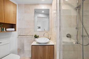 Breathtaking City Views 1-bed With Pool, BBQ & Gym