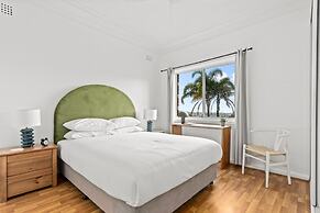 Bondi 2-bed Apartment With Awesome Sunrise Views