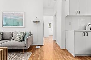 Bondi 2-bed Apartment With Awesome Sunrise Views