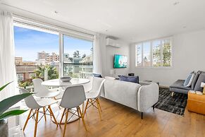 Coastal 2-bed Apartment Steps From Manly Beach
