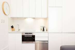 Charming Studio With Balcony in Inner-city Glebe