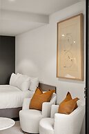 Spotless Braddon Studio With Accessible Bathroom