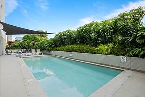 Spaciously Bright 1-bed Apartment