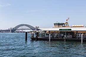 Wake up to Sydney Harbour