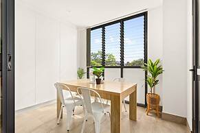 Coastal 2-bed Apartment Near Beach