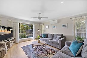 Spacious 4-bed Family Retreat With Pool