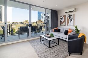 Central 1-bed With Parking, BBQ