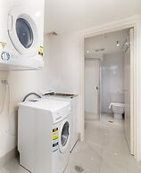 Central 1-bed With Parking, BBQ